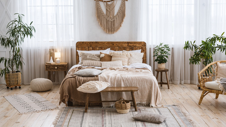 Boho chic bedroom