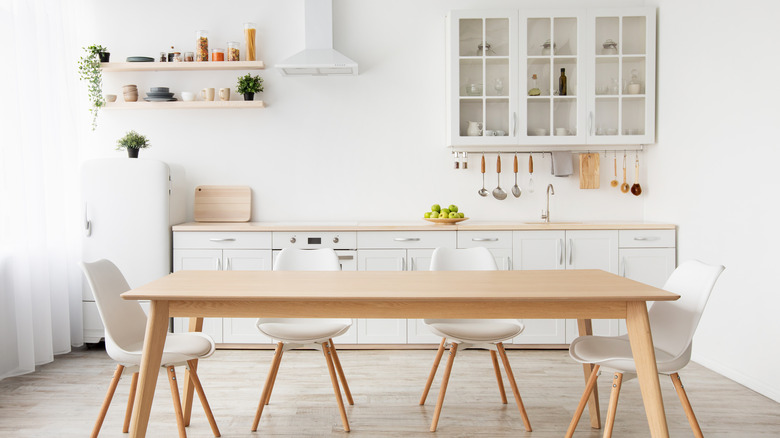 light wood dining table