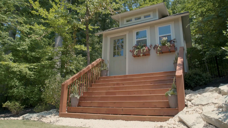 backyard shed with stairs