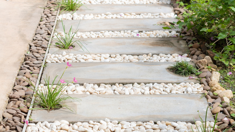 Closeup of hardscaping with rocks near driveway
