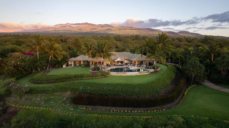 mansion in Hawaii at sunset