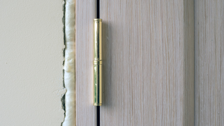 Cabinet door with semi-sealed crack