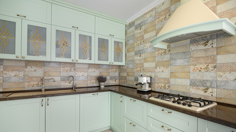 tiles on kitchen walls