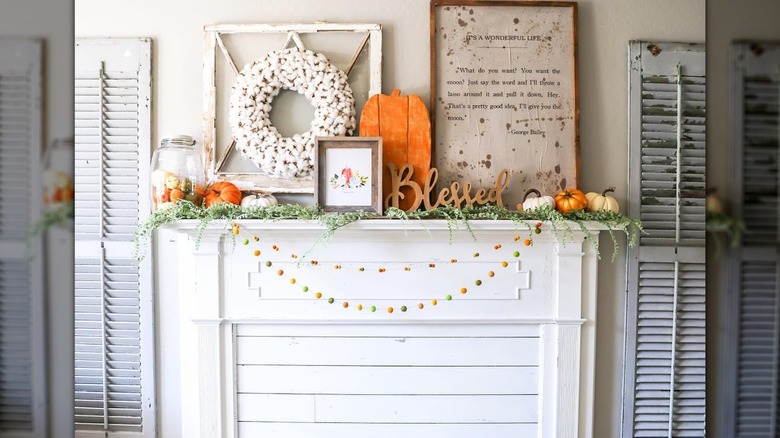 Decorative fall signs