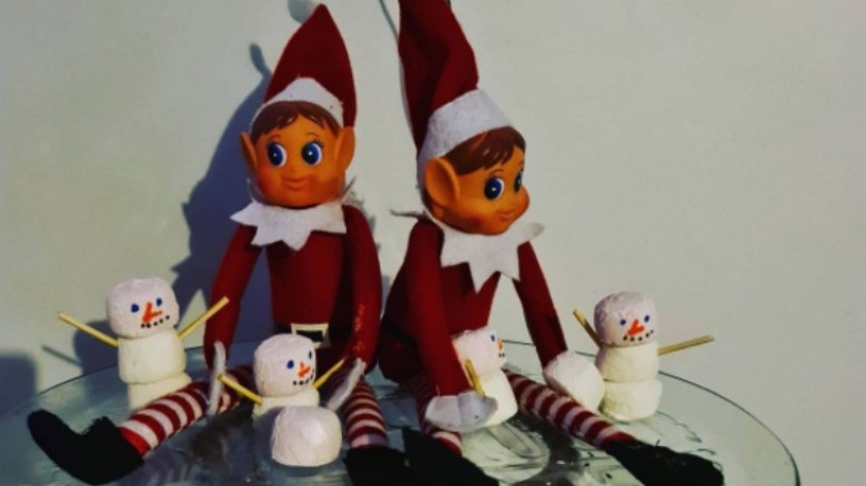 Elves with marshmallow snowmen