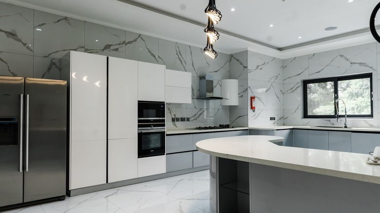marble backsplash in kitchen