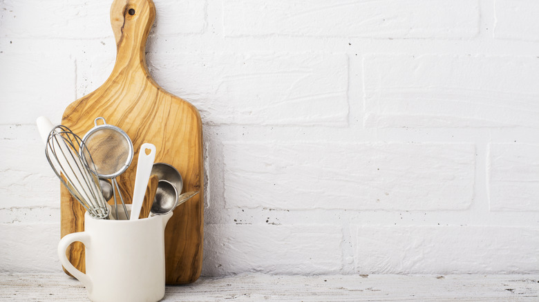 kitchen board against wall