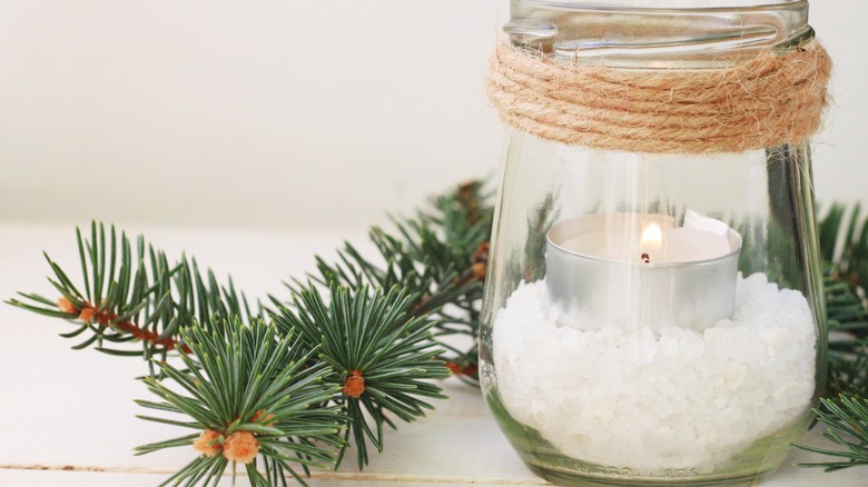 jar with tea light 