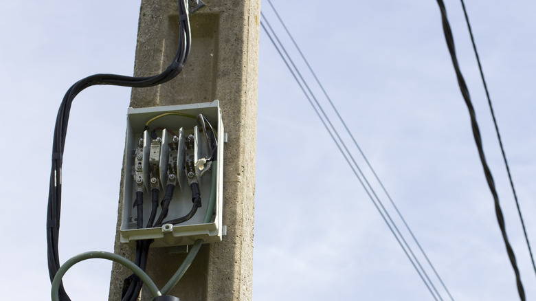 junction box on pole