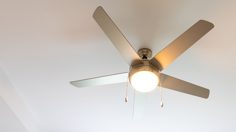 ceiling fan in bedroom