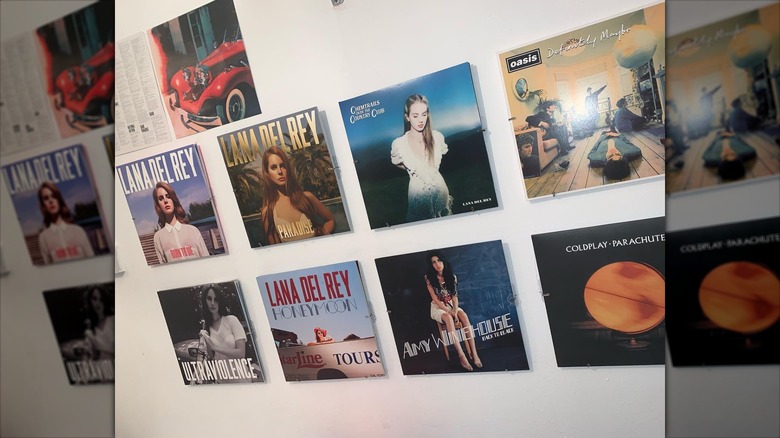 12 Hacks To Turn A Bland Room Into A Music Lover's Escape