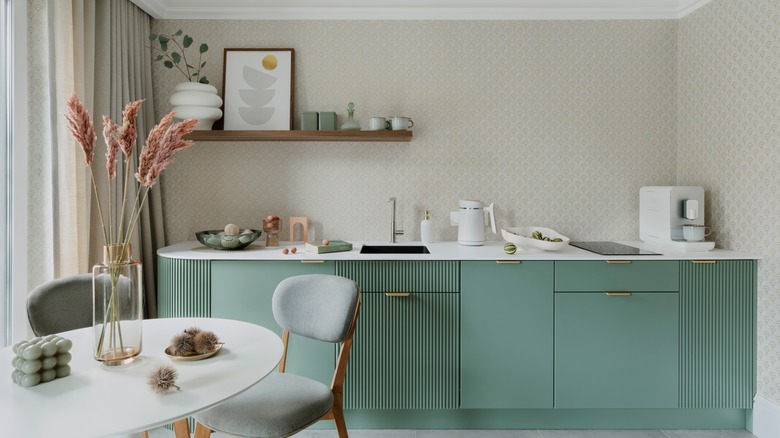 Subtle wallpaper in a modern kitchen