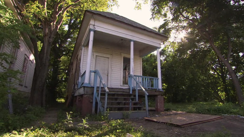 dilapidated shotgun house