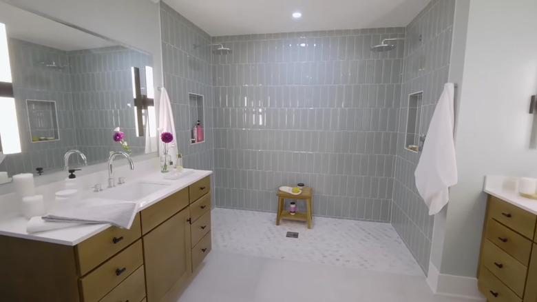 11 Priceless Bathroom Design Tips We've Learned From HGTV's Hilary Farr