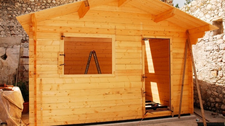 Building a shed outdoors 