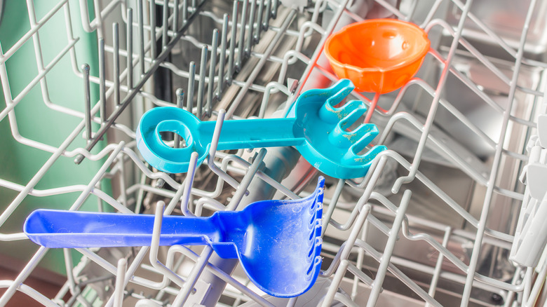 cleaning toys in a dishwasher