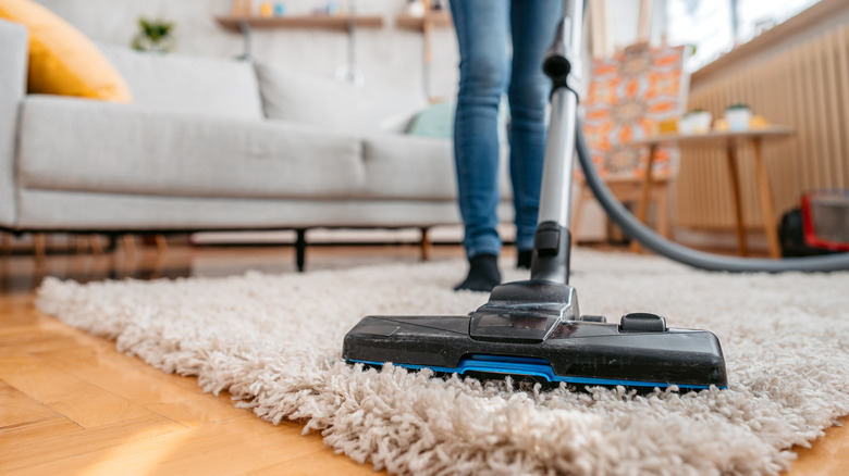 vacuuming up carpet deoderizer