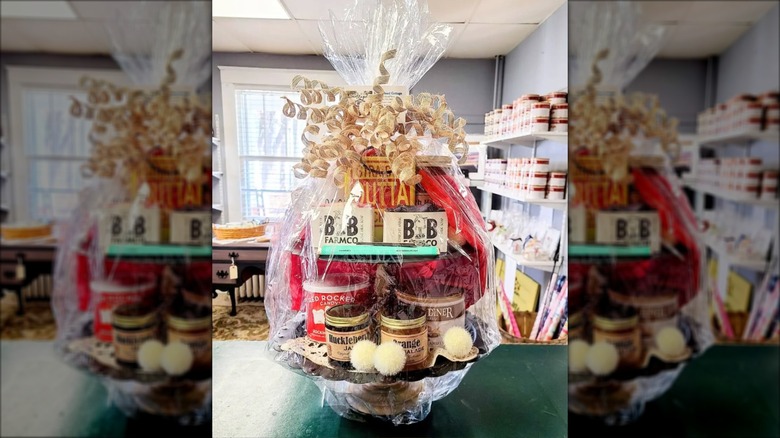 Wrapped tray as gift basket with treats