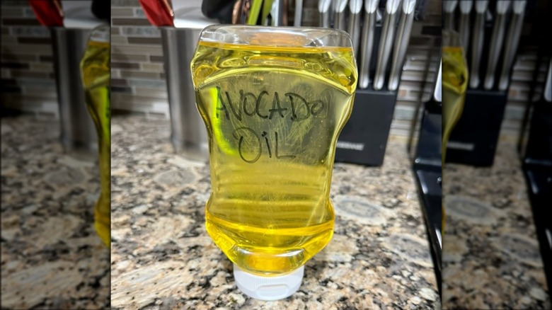 avocado oil in ketchup bottle