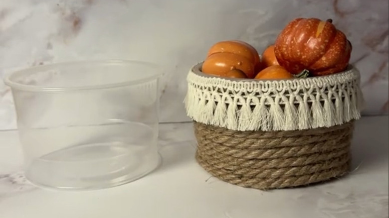 rope yogurt container craft with pumpkins