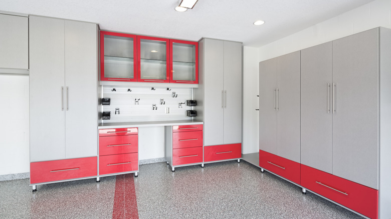 Garage cabinet system