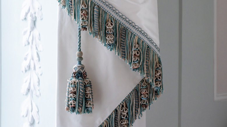 Tassel and fringe curtain