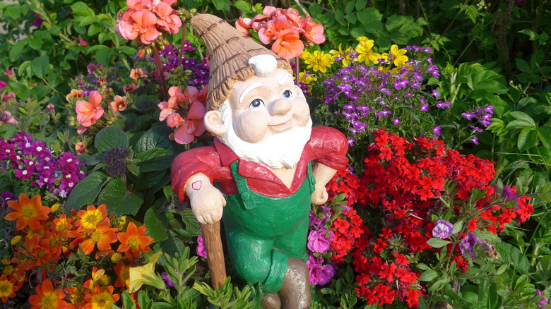 gnome statue in garden