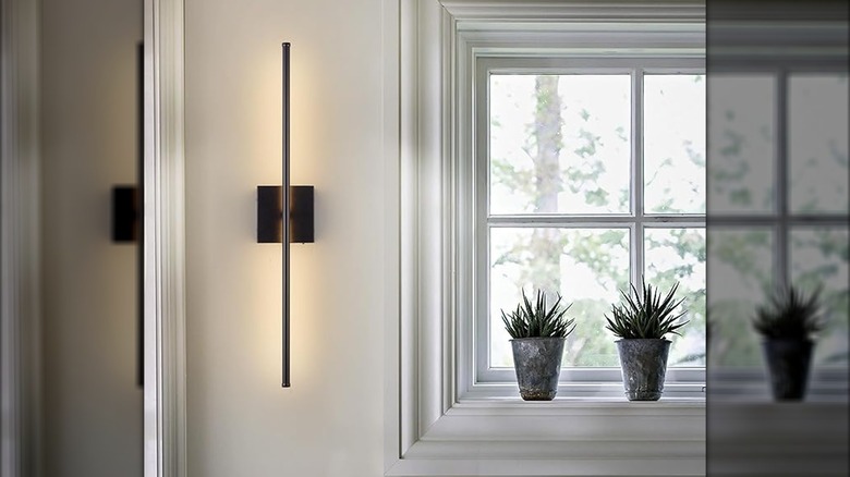 vertical wall sconce cordless