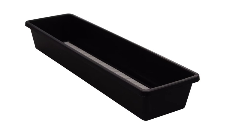 black narrow organizer with grip bottom