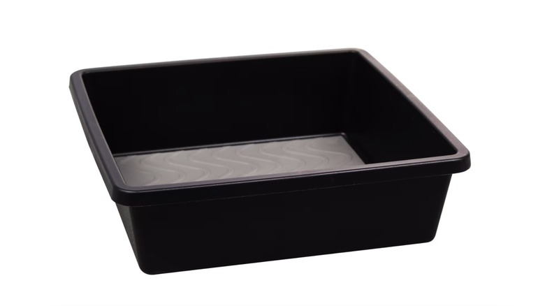 black plastic square organizer