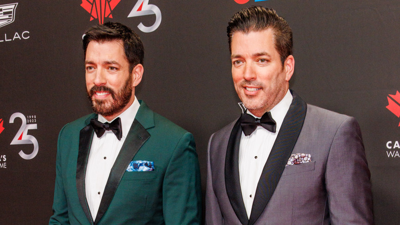 Drew and Jonathan Scott in tuxedos