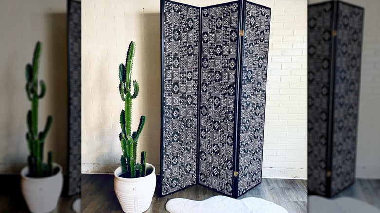 Fabric covered divider with cactus