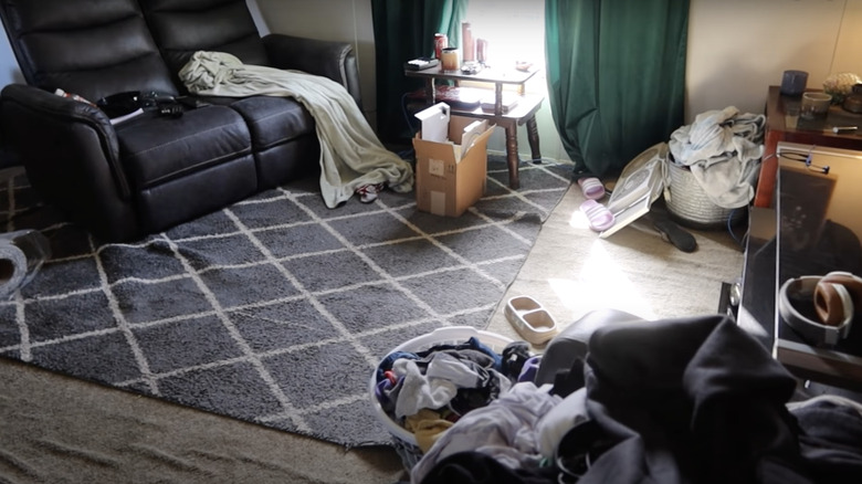 living room in mobile home