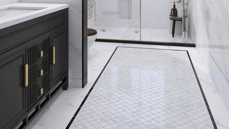 White marble fish scale tiles for bathroom floor