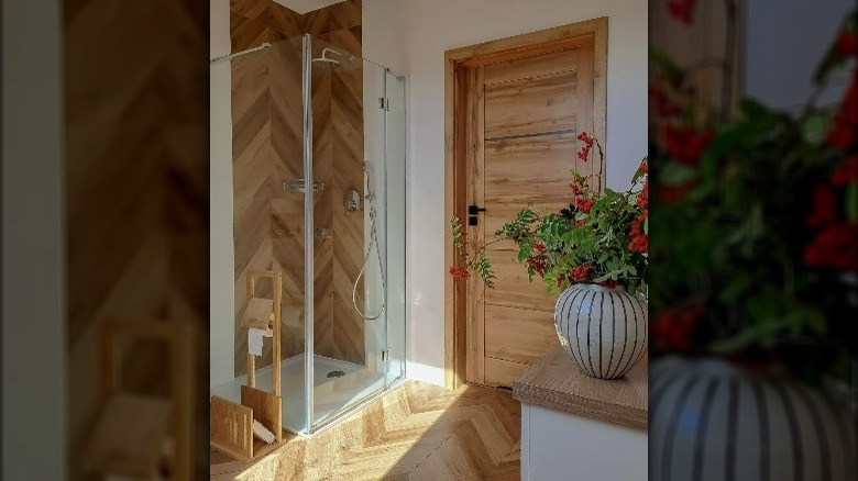 Wood chevron bathroom tiling