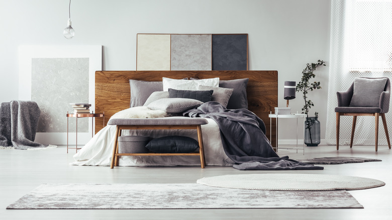 silver strand wall color in bedroom