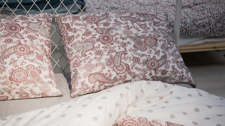 Pillows with a paisley pattern