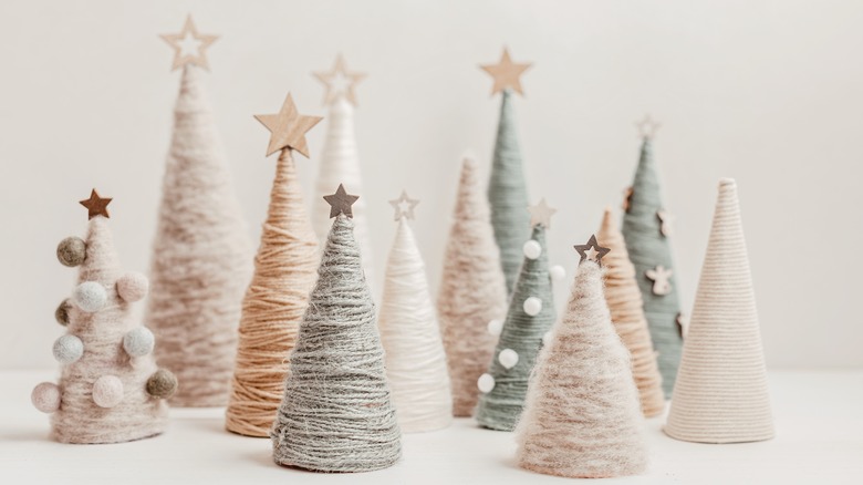 Yarn Christmas trees