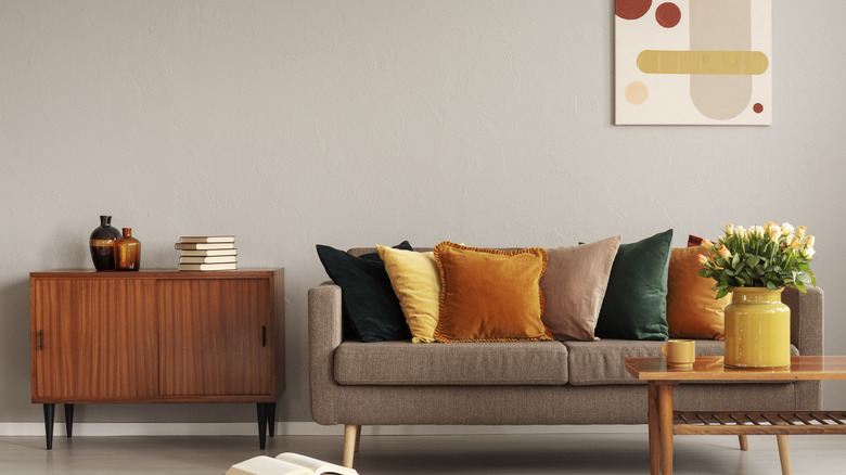 15 Colors To Decorate With For A '70s Aesthetic