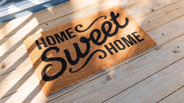 Home sweet home welcome mat