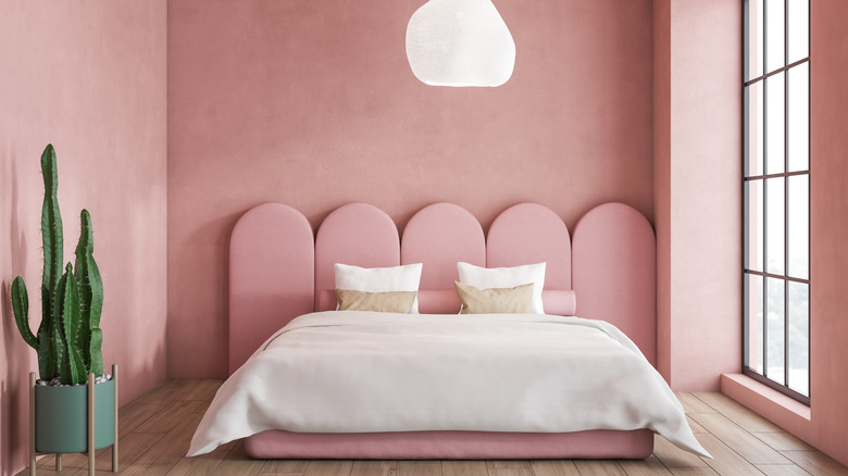 pink bedroom