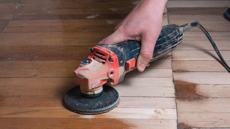 Orbital sander hardwood floors