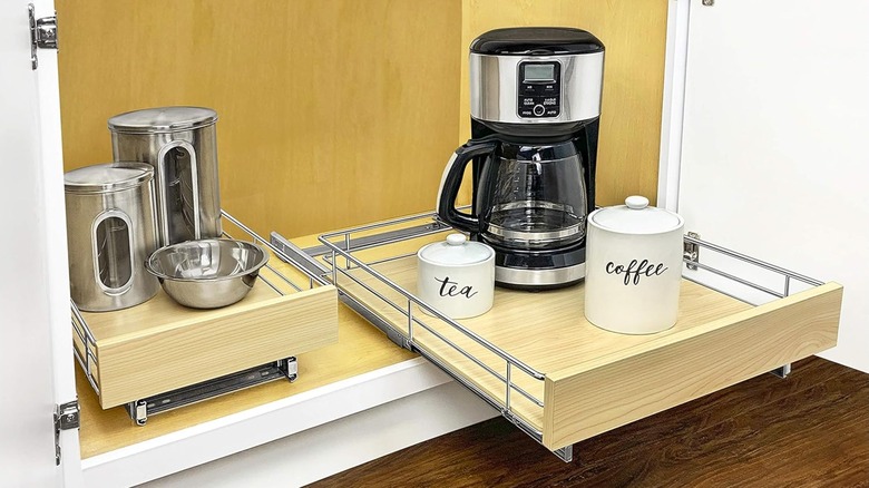 Lynk Professional Select Pull-Out Cabinet Organizer