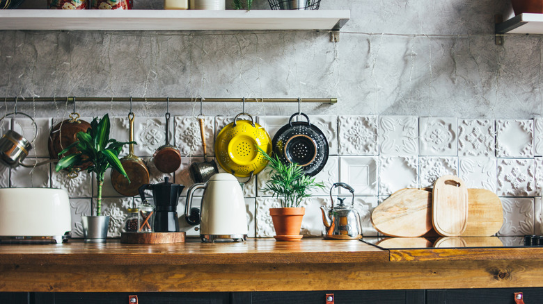 Tile and stone English kitchen