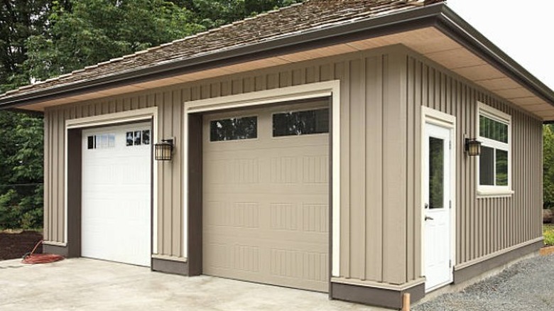 Detached taupe garage