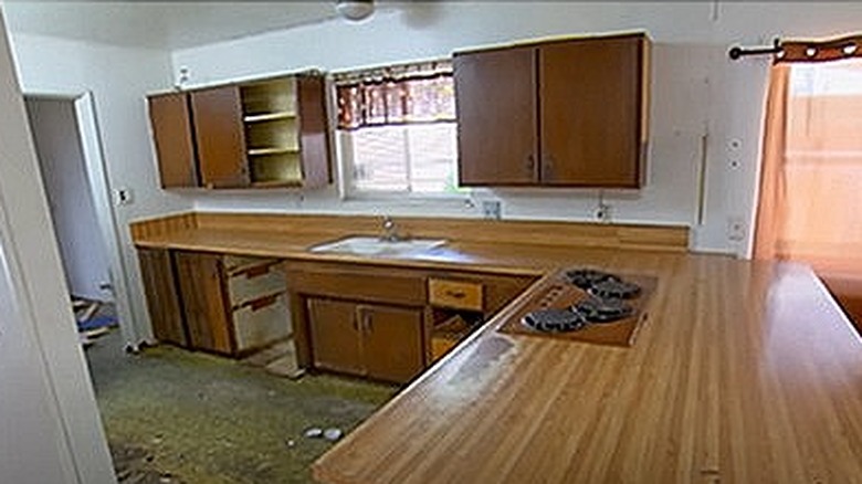 Brown wood kitchen cabinetry