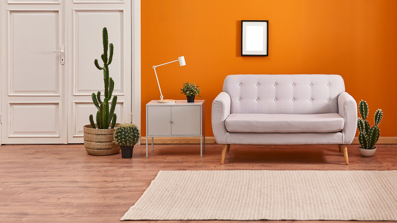 Room with orange wall