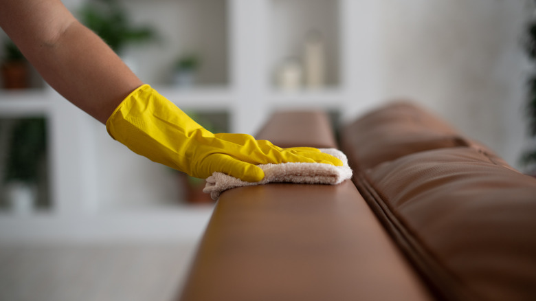 Cleaning leather furniture