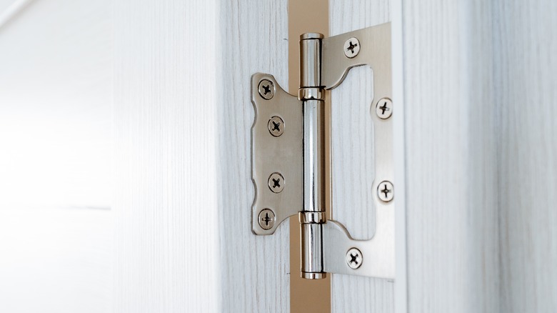 door hinge