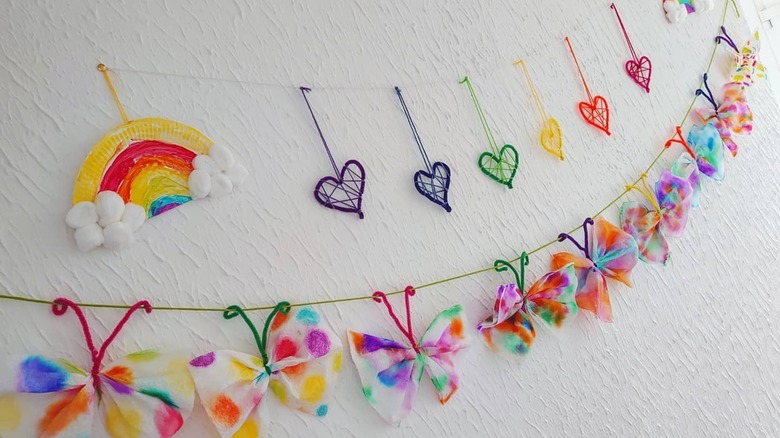 pipe cleaner wall art